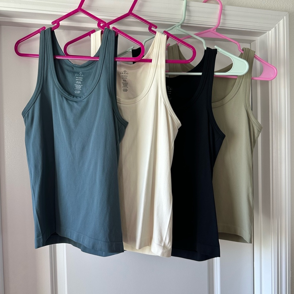 BKE Women's Tank Tops - Blue, Cream, Black and sage (Lot of 4)